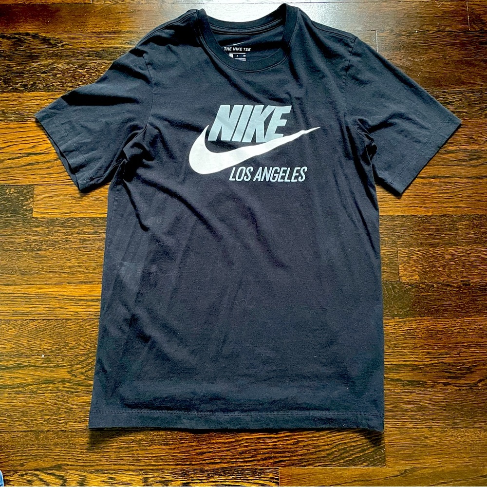 Black Nike Graphic T Shirt